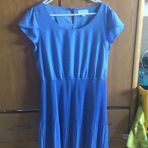 Elle blue Alice in Wonderland dress